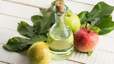 Enlèvement des papillomes avec du vinaigre