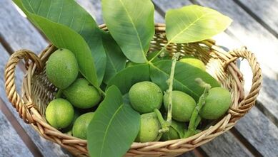 Noix pour éliminer les papillomes